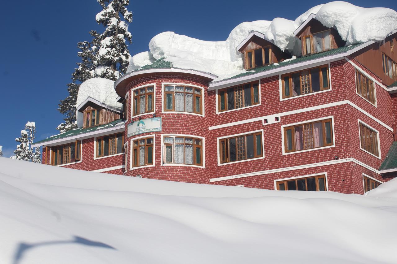 Fluorescence Hotel And Restaurant Гулмарг Екстериор снимка